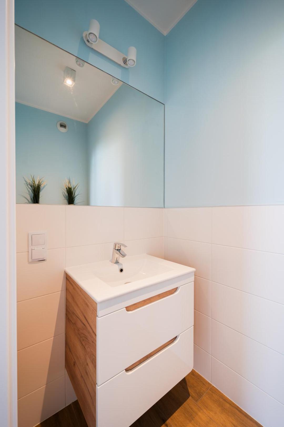 Nice Apartment - Near Sky Tower - Private Parking 弗罗茨瓦夫 外观 照片